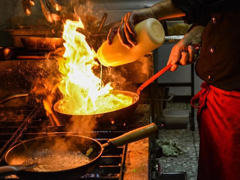 fornelli cucina bar ristoranti