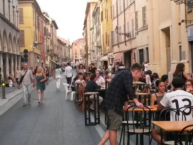 cena in via d azeglio