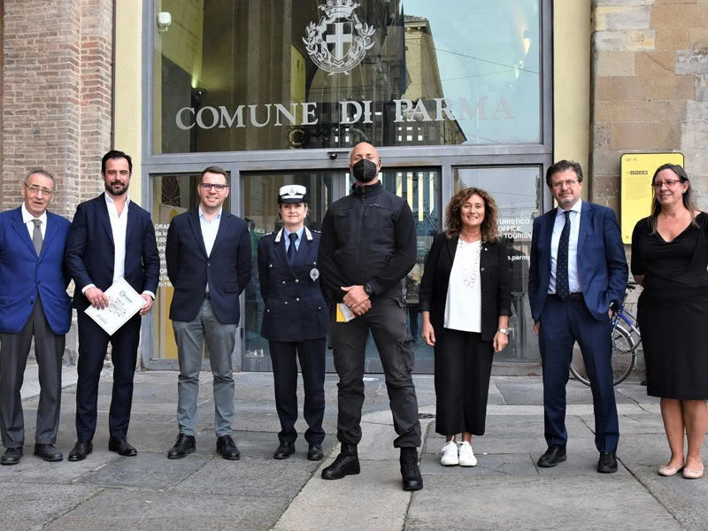 Street tutor 800x600