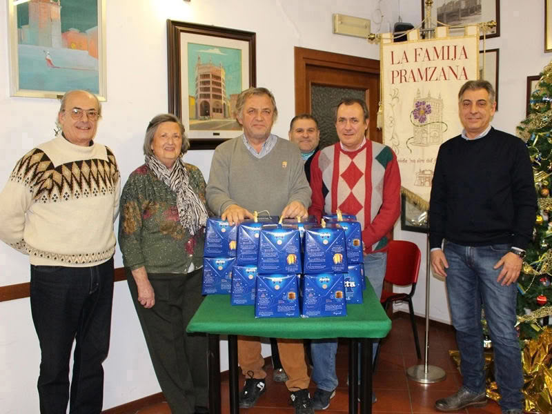 FIDA consegna panettoni Famija Pramzana 2018