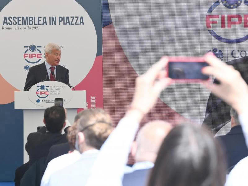 SANGALLI: "VICINI ALLA FIPE PER CHIEDERE UN FUTURO E RIAPRIRE IN SICUREZZA"